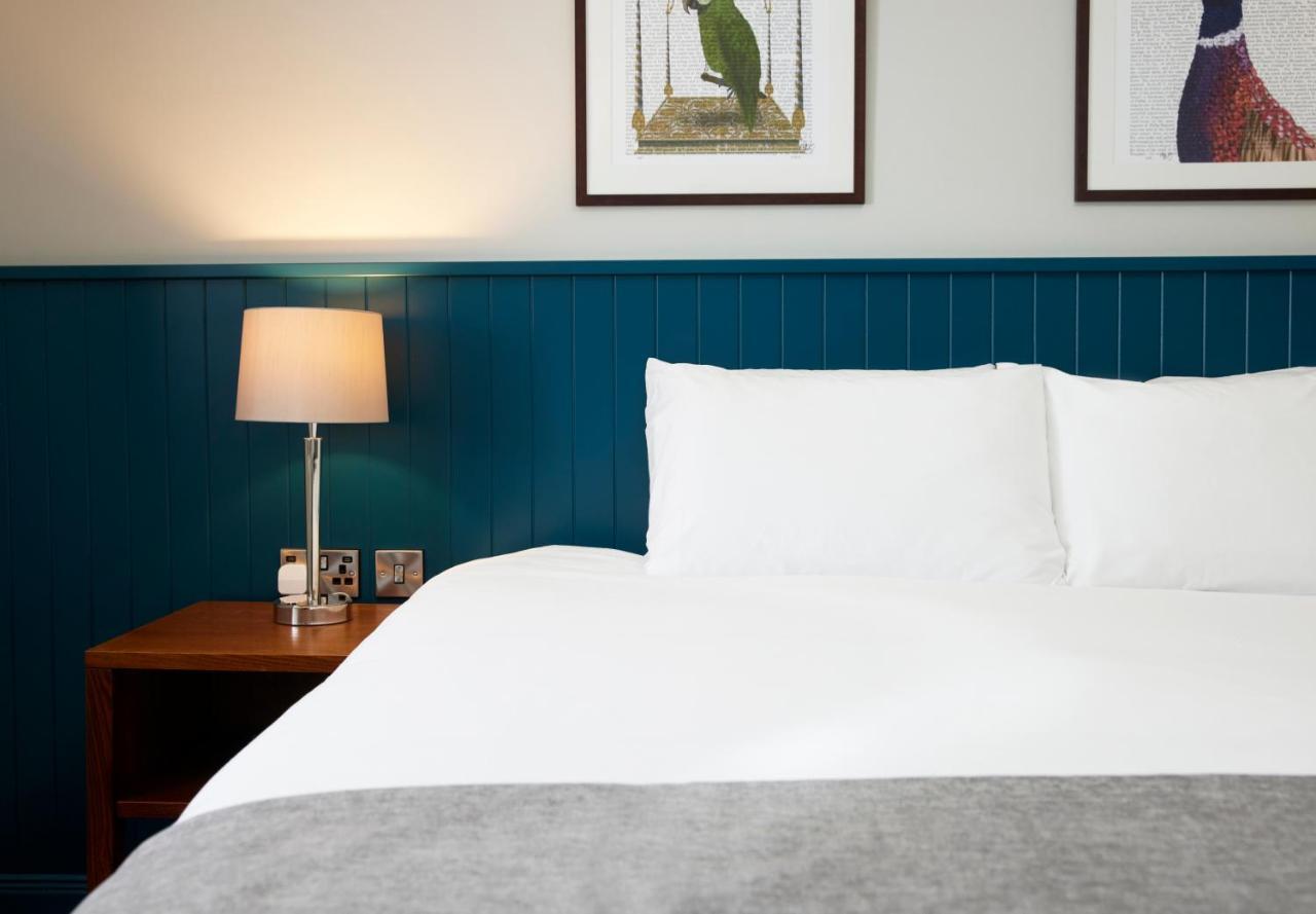 The Caledonian Hotel Leven  Ngoại thất bức ảnh