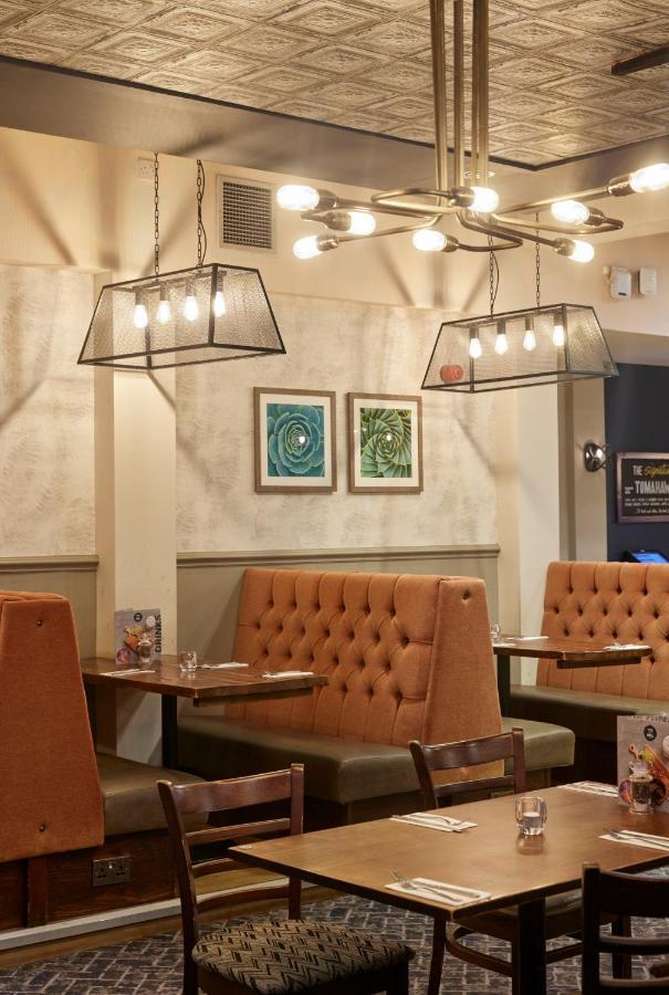 The Caledonian Hotel Leven  Ngoại thất bức ảnh